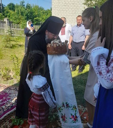 Майже рік тому, а саме 26 червня відбулось освячення новозбудованого Святотроїцького храму у Смичині.